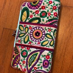 Vera Bradley VaVa Bloom wallet